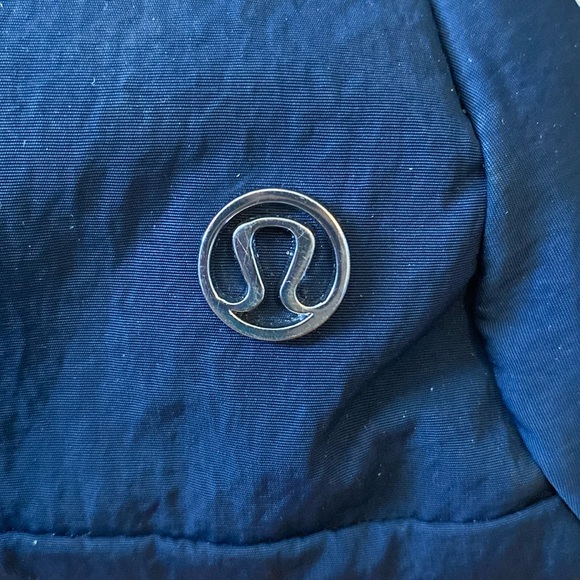 ❤️ Lululemon On The Beat Belt Bag *4.5L Dark Blue - Picture 5 of 9